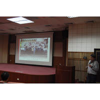題目:Innovative Strategies for Electrocatalytic/ Photoelectrochemical Water Splitting/主持人/邀請人:曾文甲老師